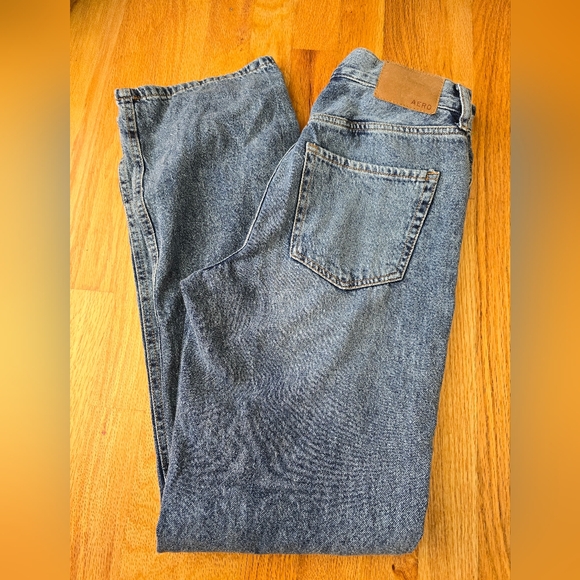 Aero 90's Baggy Straight Leg Jeans Size 00Reg - Picture 1 of 4